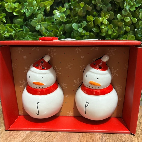 Rae Dunn Other - Rae Dunn NWT Festive Snowman Salt and Pepper Shakers